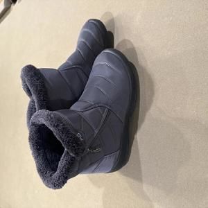 AB Fur-Lined Boots